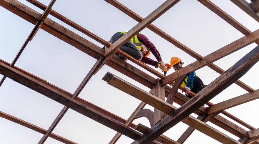 Professional residential roofers in Steger, IL